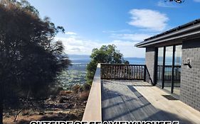 Mount Rumney Escapes - 5 Seaview Kangaroo House